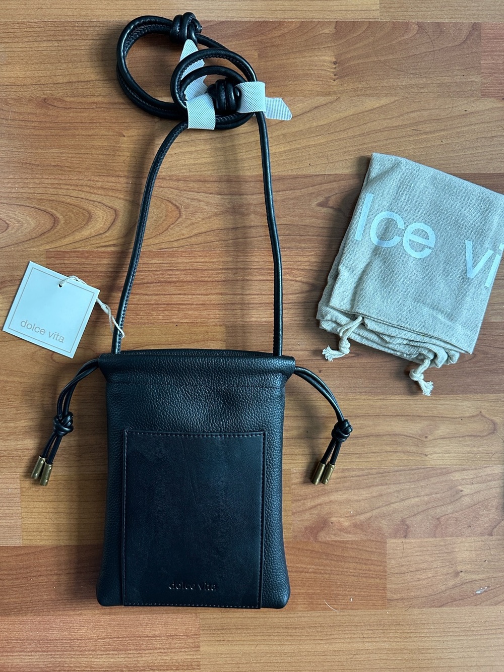 Dolce Vita Evie  Black Pebbled Leather Crossbody Phone Bag NWT